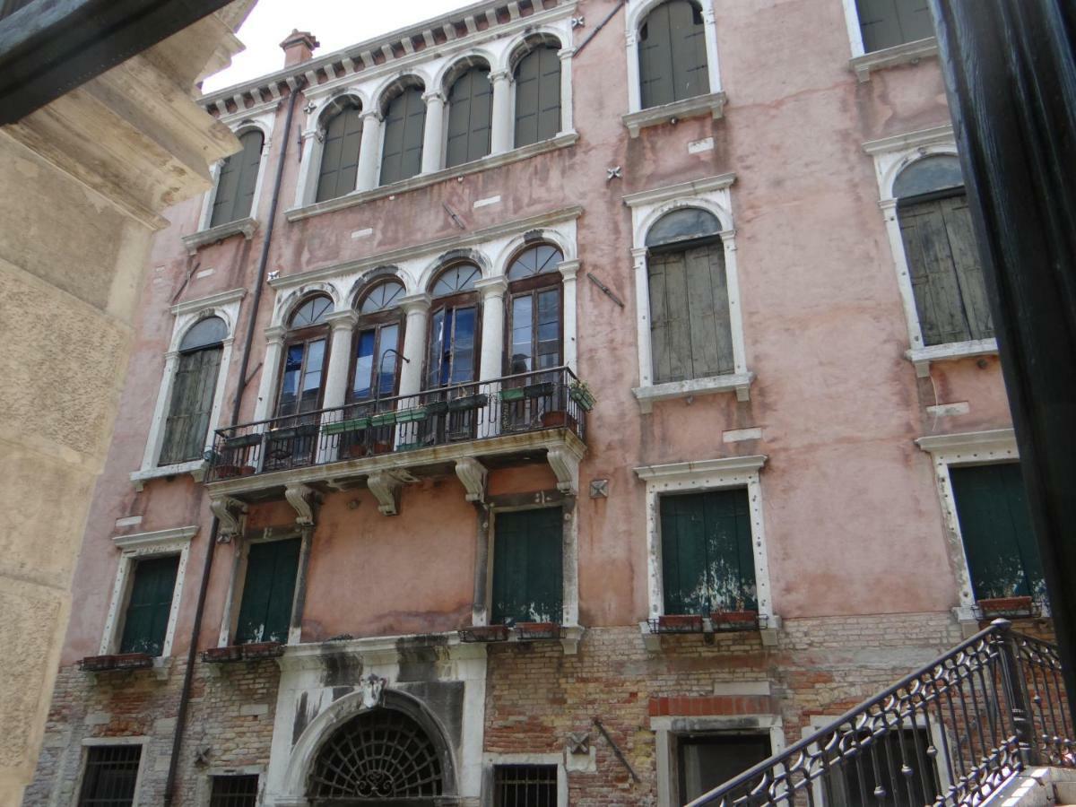 Palazzo Boldu - Ca' Colombina Appartement Venetië Buitenkant foto
